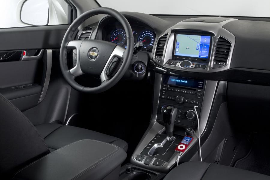  Chevrolet Captiva 2010 года  (фото 17 из 88)